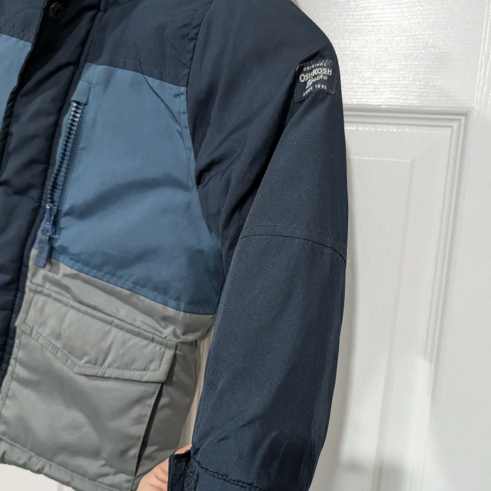 OshKosh B'gosh Toddler Boy Navy & Gray Colorblock Puffer Jacket in Size 3T